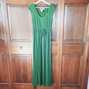 🛍 Max Studio Kelly Green Sleeveless Flower Applique Maxi Dress Size Medium